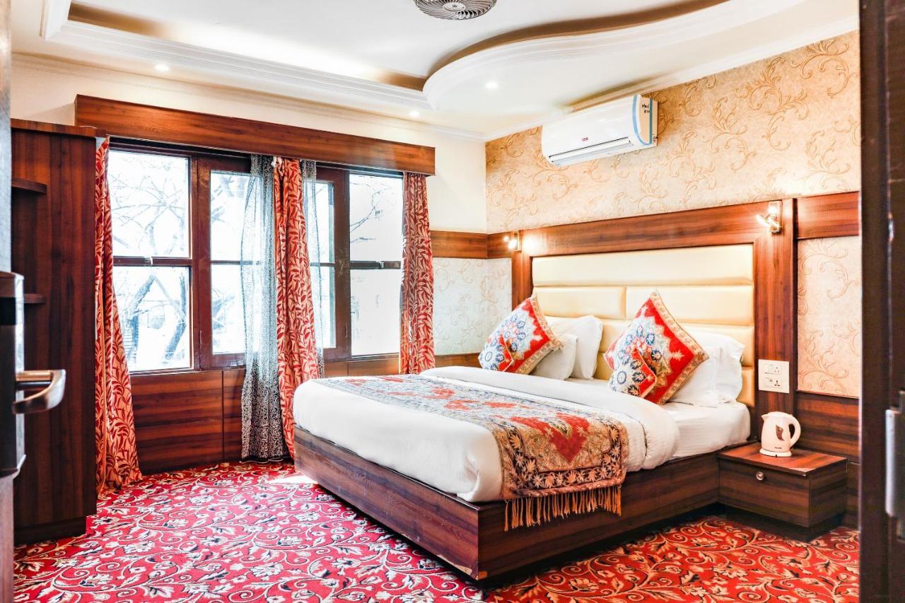 Pahalgam Retreat Hotel Exterior foto